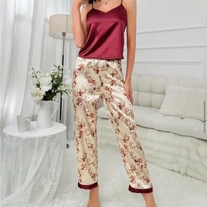 Satin 2 piece floral pajama set